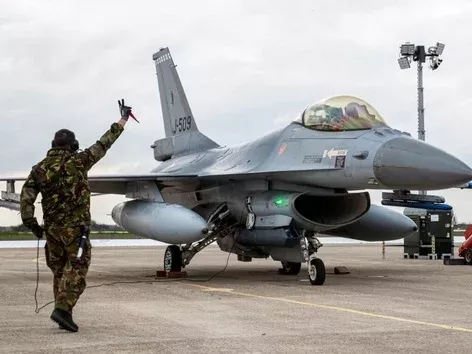 The first F-16 fighter jets have already arrived in Ukraine: what is known about their number