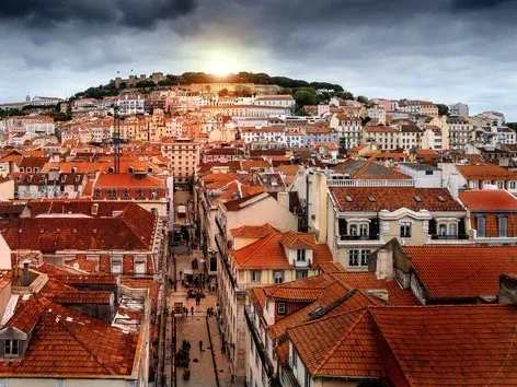 Portugal plans to change migration rules: what do Ukrainians need to know?
