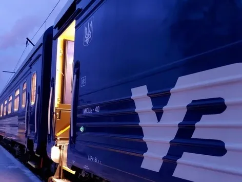 Ukrzaliznytsia launches train service between Mykolaiv and Ivano-Frankivsk: schedule, route, and stops
