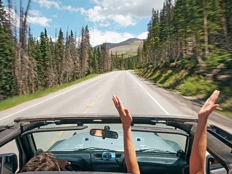 Mit dem Auto von der Ukraine durch Europa reisen: Kosten, Dokumente, Versicherung