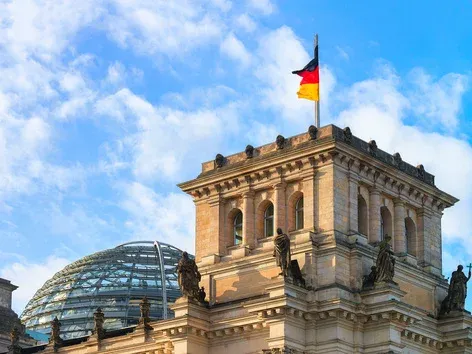 §24 et la citoyenneté allemande : La protection temporaire compte-t-elle pour la naturalisation ?