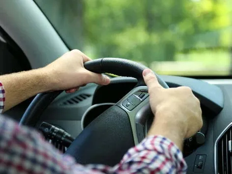 Comment les Ukrainiens bénéficiant d'une protection temporaire peuvent obtenir un permis de conduire en Finlande : un guide étape par étape