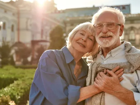 Where is it easiest for Ukrainian retirees to stay in the EU after 2027: countries, requirements, and income levels