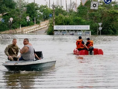 Kherson region comes back to life: what rules to follow after the flooding