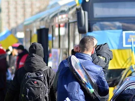 Український уряд хотів би, щоб ЄС скоротив допомогу біженцям: деталі