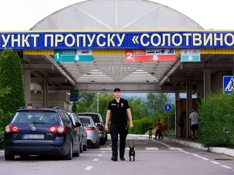 Le restrizioni al traffico saranno imposte al valico di frontiera con la Romania per due mesi: dettagli