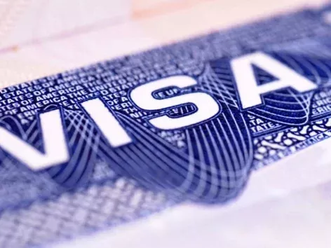 Оформление виз для въезда в Украину для иностранцев: перечень документов, визовые требования и стоимость