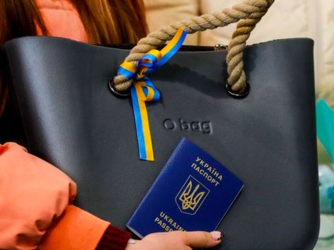 Беженцы за рубежом: сколько людей возвращаются в Украину и почему их не устраивает жизнь в других странах