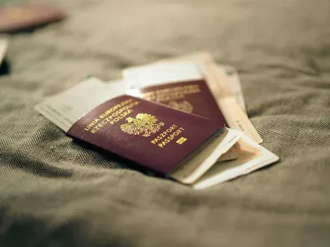 Ukrainians top the list: how many foreigners were granted Polish citizenship in 2025