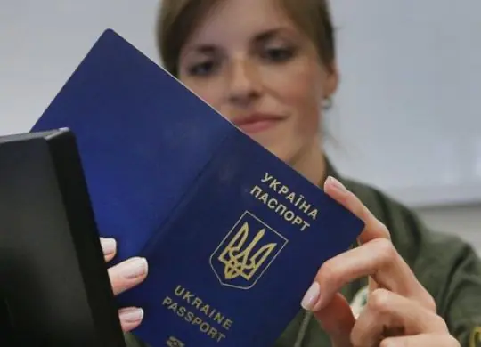El servicio de pasaportes en Varsovia ha cambiado las condiciones de almacenamiento de documentos listos