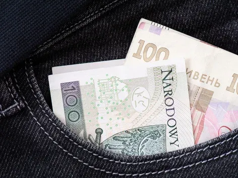 How much do you really need to earn in Poland to live without constantly saving money?