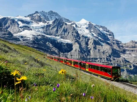 Un elenco di esperienze uniche che si possono vivere solo in Europa: idee per viaggi indimenticabili