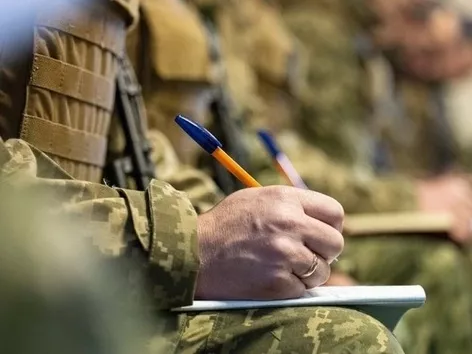 Conditions of military service in Ukraine for foreigners and stateless persons
