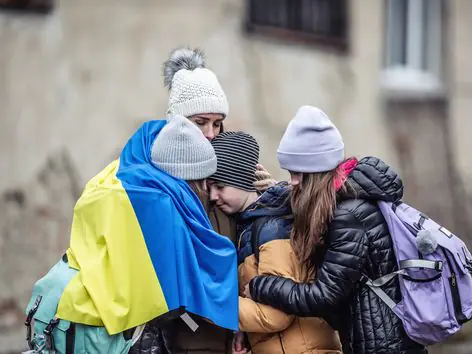 Украинские беженцы теряют связь с Родиной: результаты последних исследований