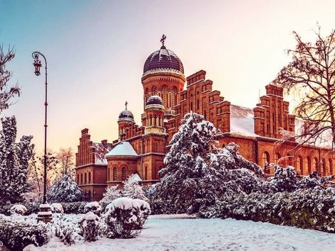 Chernivtsi is a tourist pearl, an educational center and a reliable humanitarian rear of Ukraine