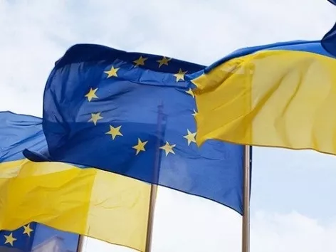 Еврокомиссия предлагает продлить временную защиту для украинцев еще на год: детали