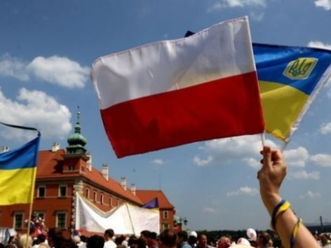 Количество украинцев, выехавших в Польшу, превысило 5 миллионов человек