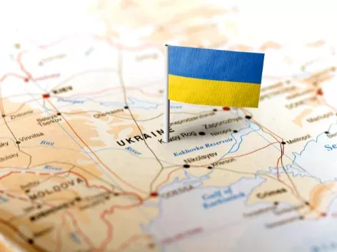 Welche Dokumente sind für die Einwanderung in die Ukraine für Personen erforderlich, die zuvor die ukrainische Staatsbürgerschaft hatten?