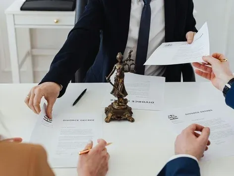 Moving from Poland to France or Portugal: what you need to know about temporary protection – explained by lawyers from Visit Ukraine