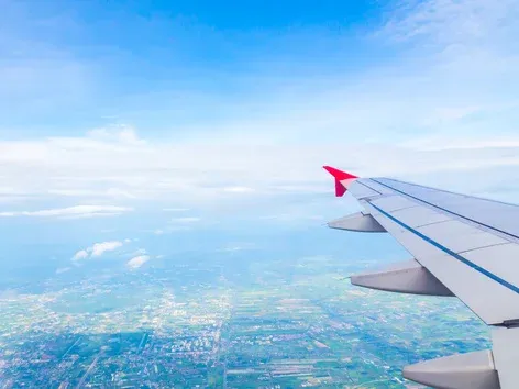 Entschädigungen bei Flugverspätungen in der EU und kostenloses Handgepäck: Was ändern die neuen Vorschriften für Fluggäste?