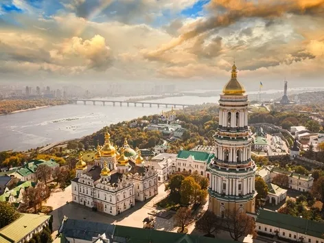 Traveling to the shrines of Ukraine: top 12 most beautiful churches and monasteries