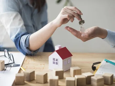 Est-il possible d'acheter un appartement dans un nouveau bâtiment et de l'assurer immédiatement ?