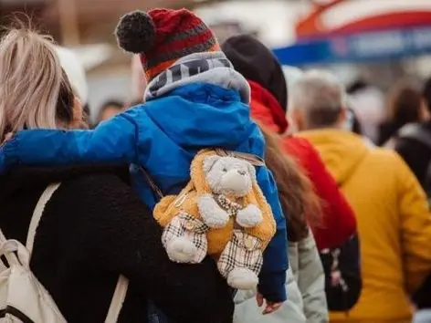 Combien de réfugiés ukrainiens rentrent chez eux tous les six mois : statistiques de l'OIM