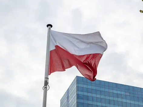 La Pologne révise le programme « 800+ » : les paiements pourraient être automatiquement prolongés à partir de 2027