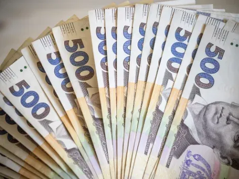 Ukraine to raise minimum wage in 2026: how much will people be paid?