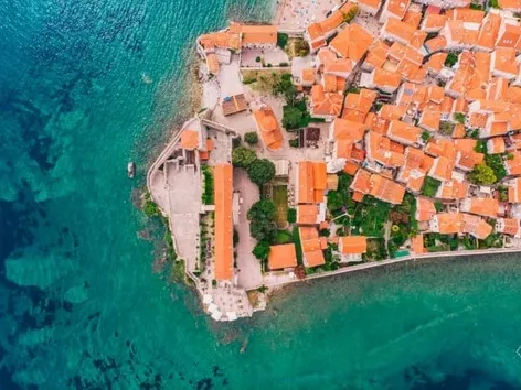 18 wichtige Dinge, die Sie vor einer Reise nach Montenegro wissen sollten