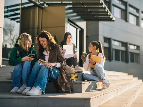 Wo können Ukrainer in Europa zu angemessenen Kosten studieren?