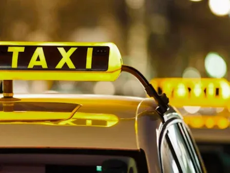 How to call a taxi during curfews and air raids: rates and conditions
