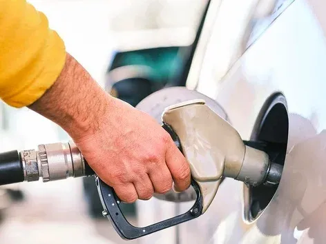 Fuel prices in Ukraine to drop: Government forecasts lower prices at gas stations