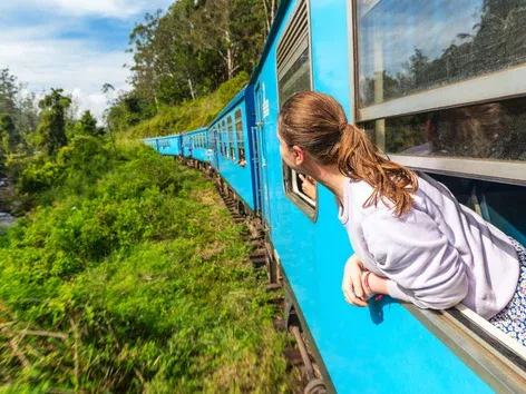 На какие поезда можно пересесть в Перемышле: удобные варианты для украинцев