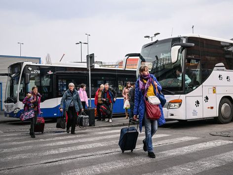 Ptakh system: free evacuation by buses to Poland