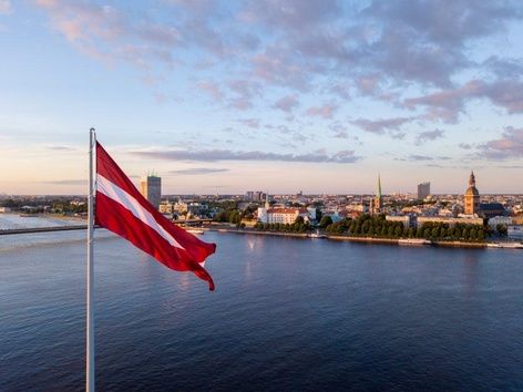Mandatory learning of the Latvian language and support: what changes await Ukrainians in Latvia from 2023