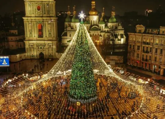 Der Hauptweihnachtsbaum des Landes: wie der festliche Ort am St. Sophia Platz aussehen wird