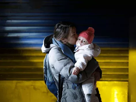 Ukraine to launch special departments for refugees abroad: why they are needed