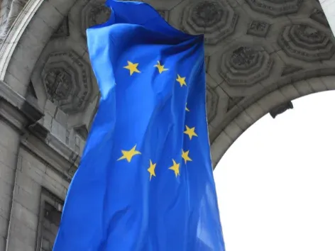 Il sistema EES è ora completamente operativo nell'UE: questo potrebbe rendere i viaggi più difficili, in particolare per gli ucraini