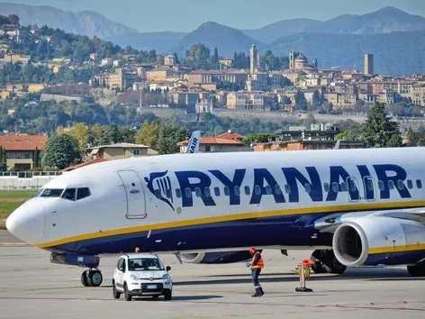 Los billetes de avión están volviéndose más caros: Ryanair advierte sobre aumentos de precios