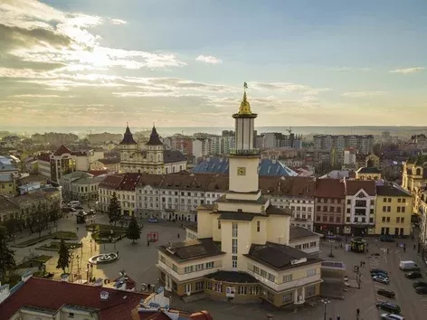 Excursiones interesantes en Ivano-Frankivsk: rutas que todos deberían tomar