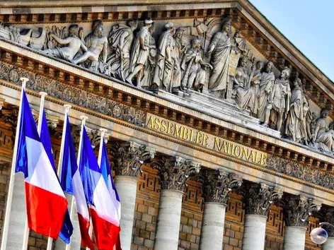 La Francia migliora la protezione temporanea per gli ucraini: dettagli della nuova legge