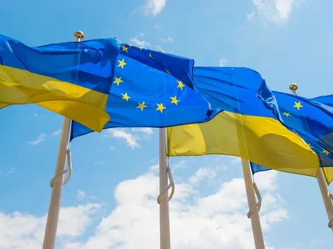 La UE abrirá el primer capítulo de negociación para la adhesión de Ucrania: Hungría levanta el bloqueo tras el acuerdo sobre derechos de las minorías