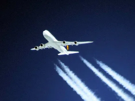 Piloten und Flugbegleiter streiken in Deutschland: Lufthansa sagt massenhaft Flüge ab