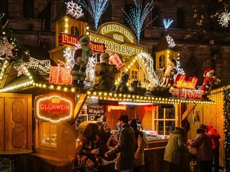 Die 11 besten Weihnachtsmärkte in Europa, die man 2025 besuchen sollte