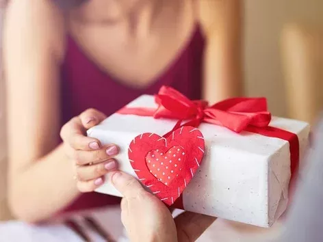 What to give for Valentine's Day: interesting gift ideas