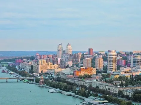 Як дістатися до Дніпра з-за кордону у 2025 році?