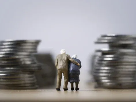 How to Purchase Additional Insurance Coverage for a Pension in Ukraine in 2026: Cost and Conditions