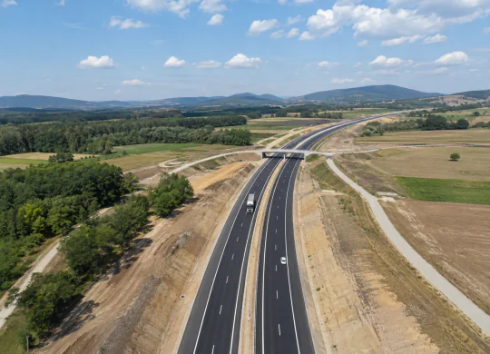 Die neue Autobahn S46 wird Tschechien, Polen und die Ukraine verbinden: Was ist über diesen groß angelegten Verkehrskorridor bekannt?