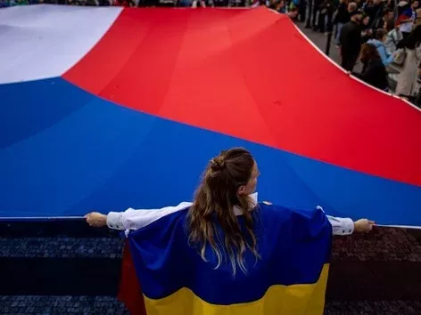 Выплаты для украинцев в Чехии увеличат: кто и сколько сможет получить